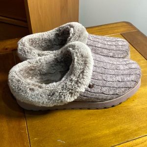 Women’s size 8 Bobs from Sketchers, memory foam shoes